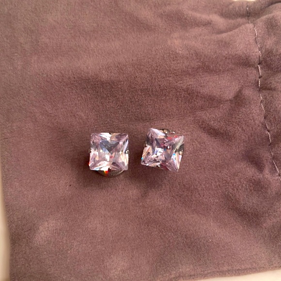 Jewelry - Size 2 gauges 6mm Large Rhinestones